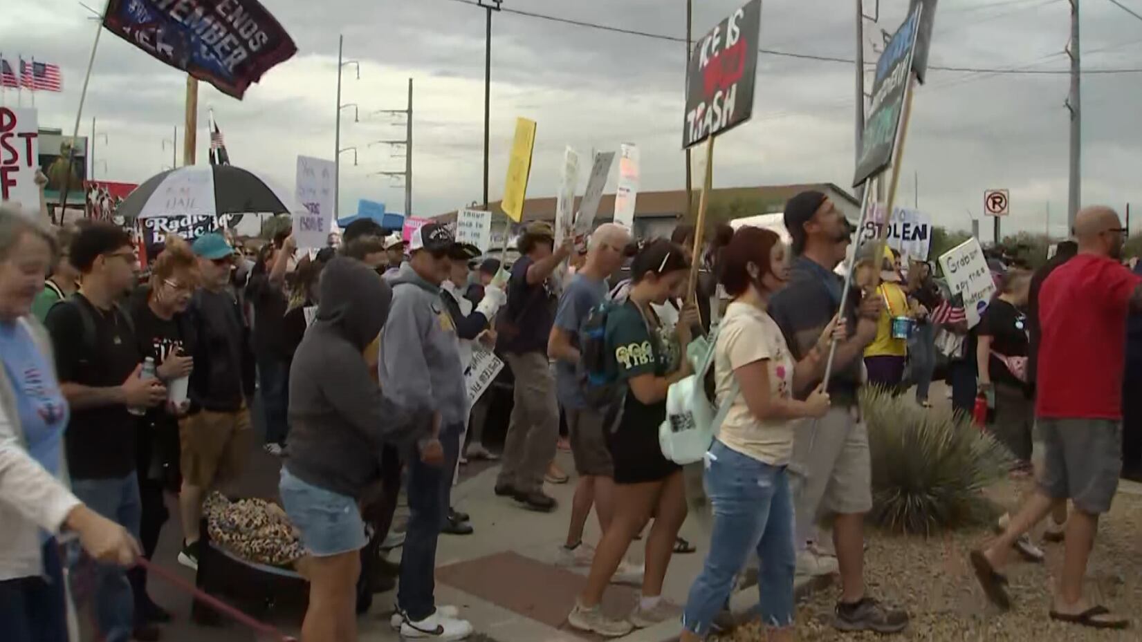 No Kings protests push early voting across Arizona