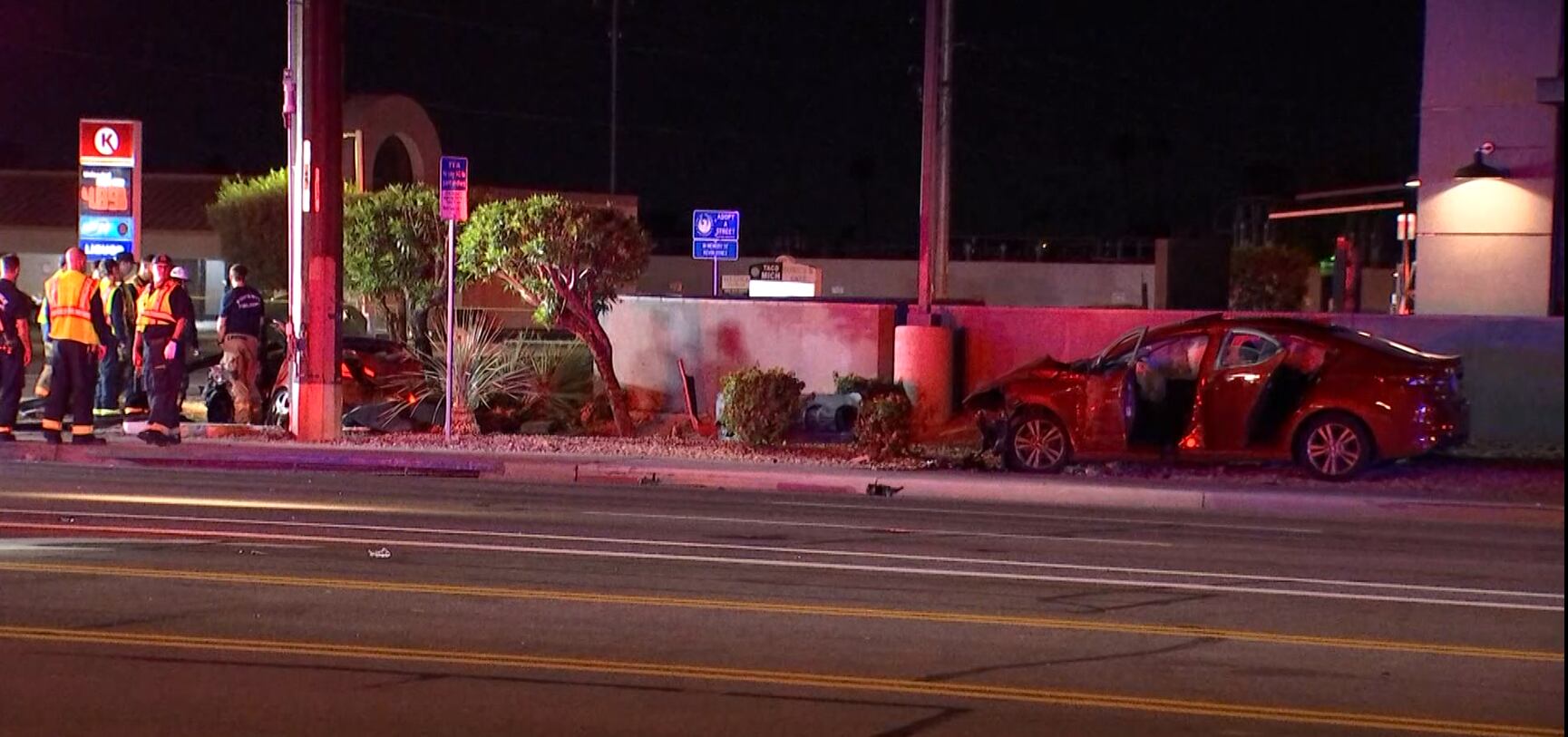 One dead and several hurt in north Phoenix crash