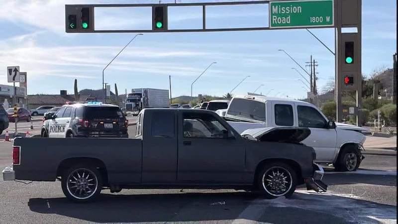 Serious crash shuts down Mission, Ajo in Tucson