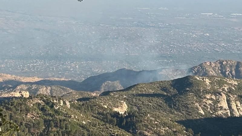 Crews respond to Sycamore Fire