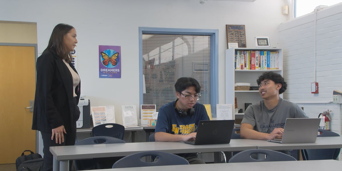 Flowing Wells High’s 100% Initiative prepares every student for graduation Flowing Wells High’s 100% Initiative prepares every student for graduation
