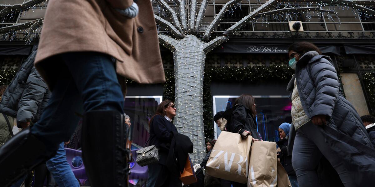 Shifting away from traditional Black Friday shopping Shifting away from traditional Black Friday shopping