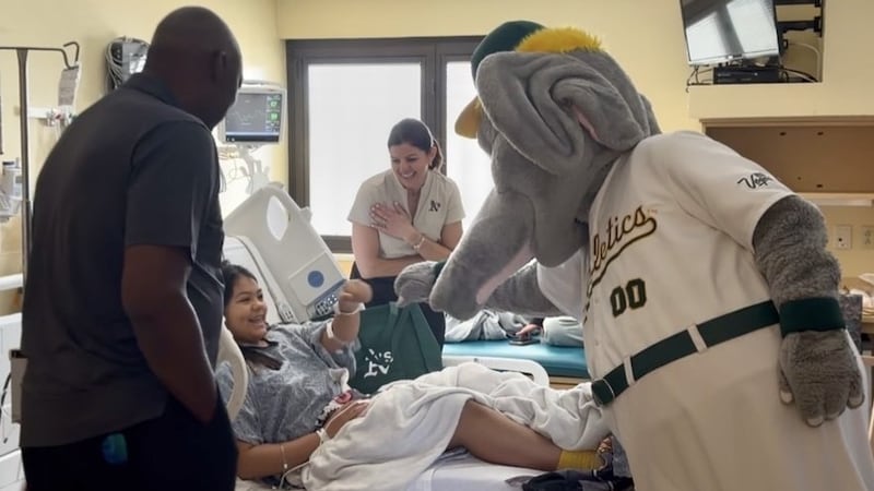 Athletics legends Rollie Fingers, Jason Giambi and Dave Stewart visited Sunrise Children’s...